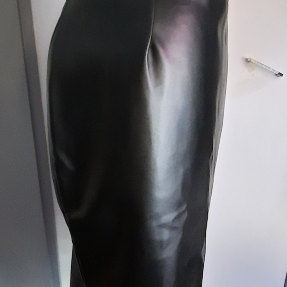Pin up girl 4x pleather wiggle skirt - Picture 2 of 3